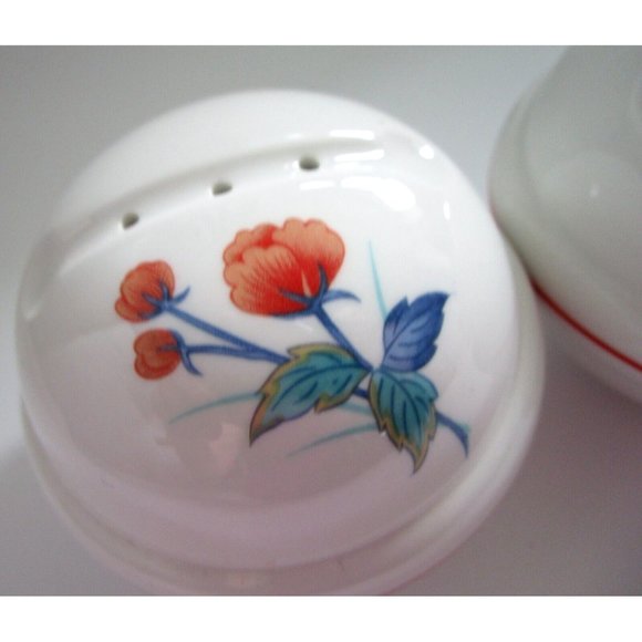VTG Noritake Japan Versatone Ceramic Salt and Pepper Shaker -Floral Design Round - Picture 7 of 10
